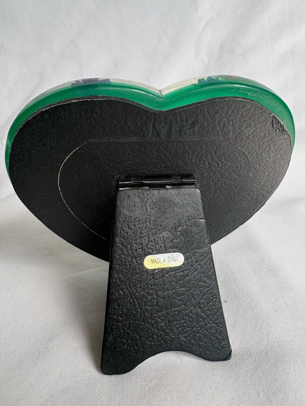 Green Resin Heart Photo Frame with Pressed Flowers 3x3 Decorative Frame